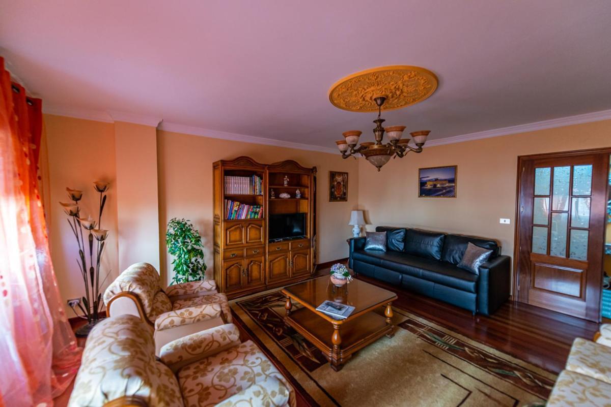 Apartamento Lemavos モンフォルテ・デ・レモス エクステリア 写真